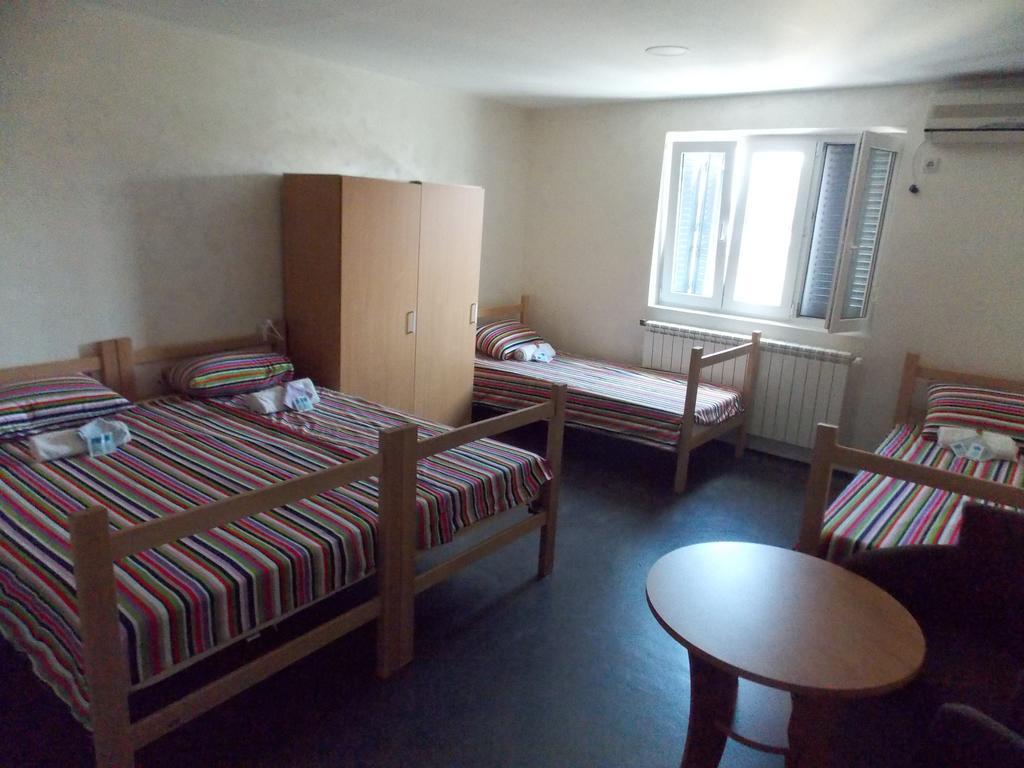 Guest House Miss Depolo 베오그라드 외부 사진