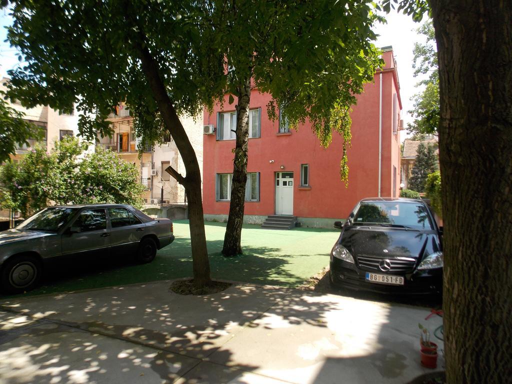 Guest House Miss Depolo 베오그라드 외부 사진